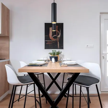 Apartman 3 * ילסה
