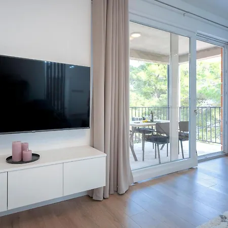 Apartman 3 *